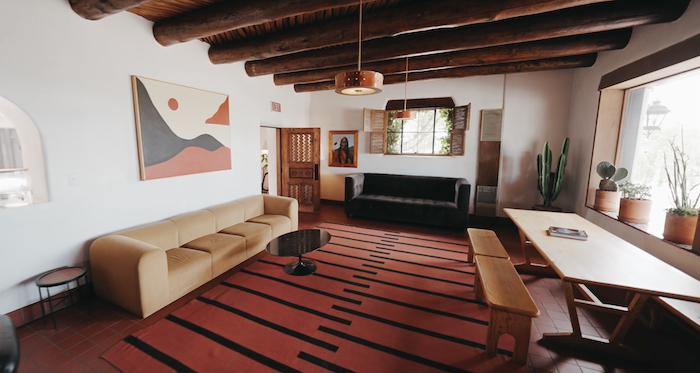 El Rey Court Santa Fe interior