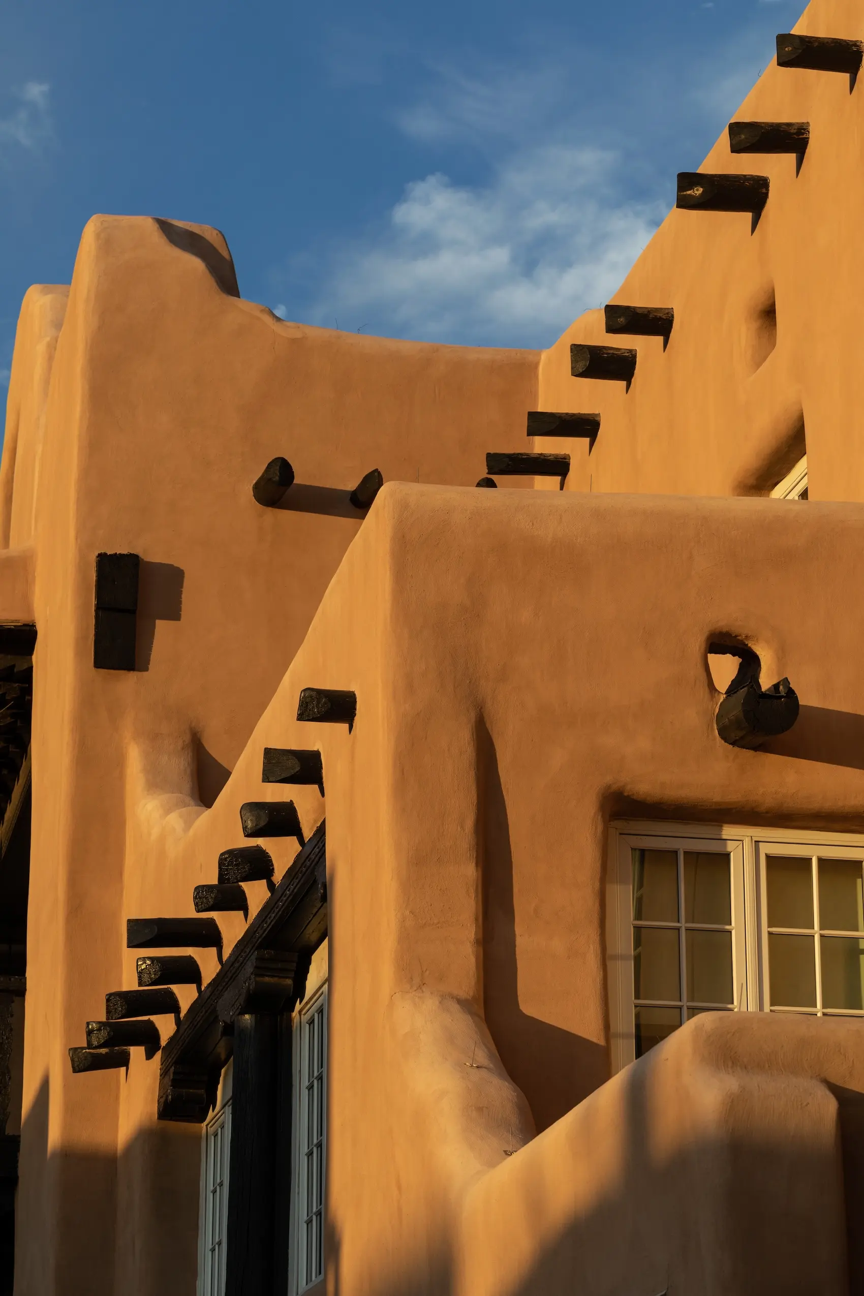 La Fonda on the plaza, an architecture in Pueblo revival style.
