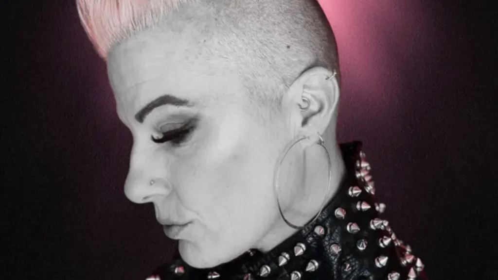 Glitter in the Air – The Ultimate P!NK Experience
